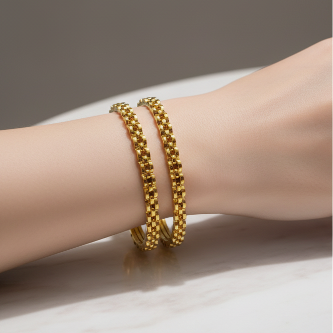 Luxury Minimal Gold Wrist Bangle