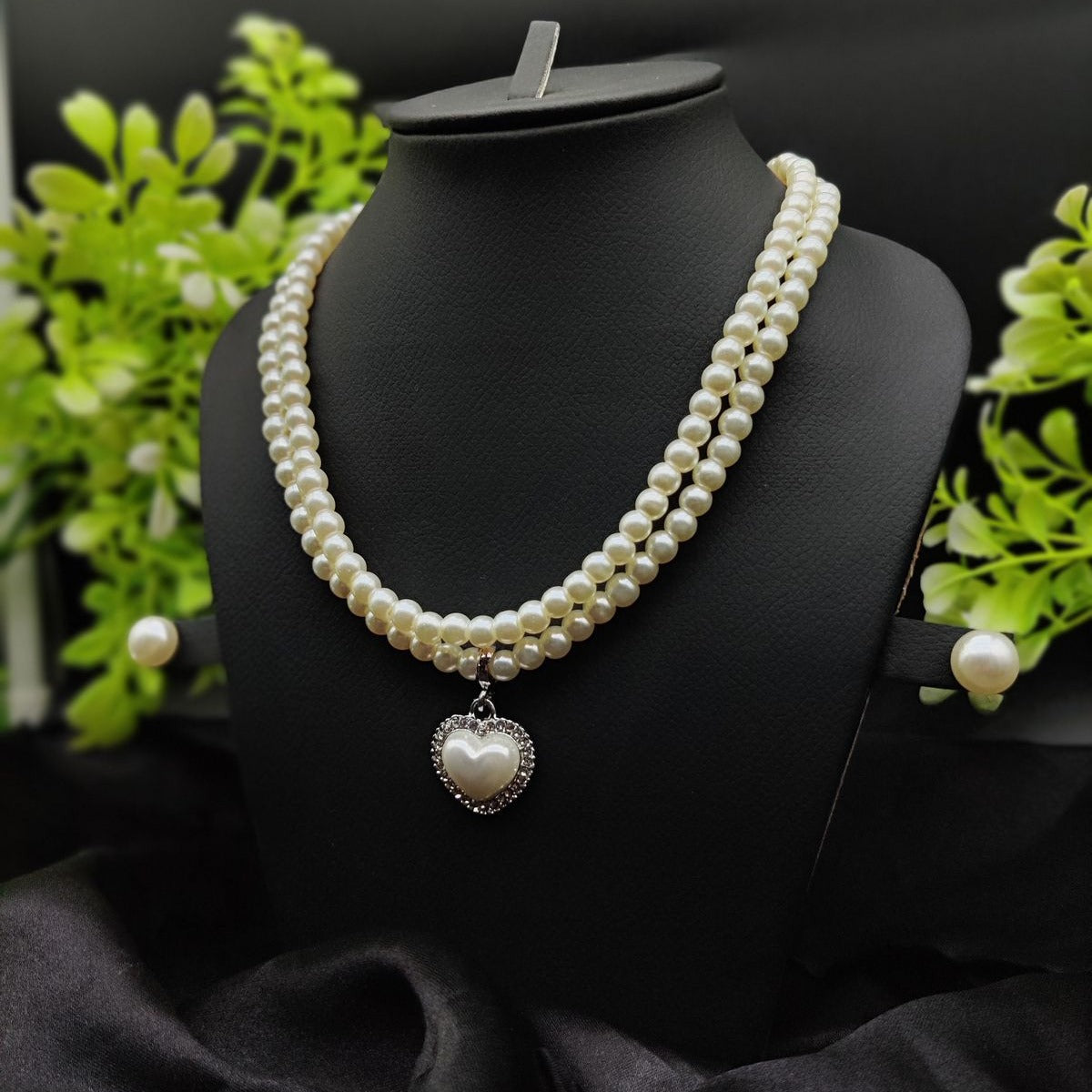 Imported Elegant Double-Strand Pearl Necklace with Heart