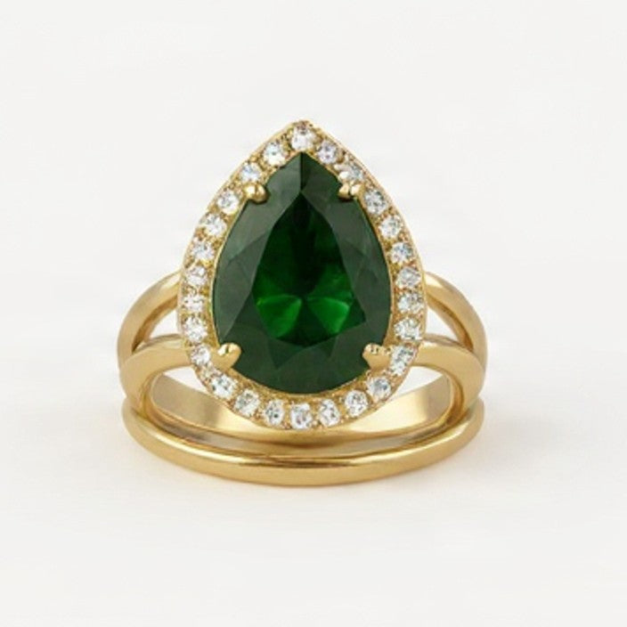 Luxury Teardrop Crystal Ring